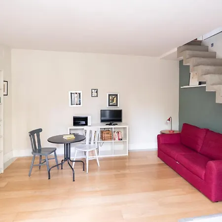 Boutique With Private And Garden Oasis Apartman