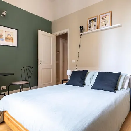 Boutique With Private And Garden Oasis