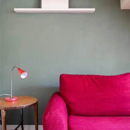 Boutique With Private And Garden Oasis *